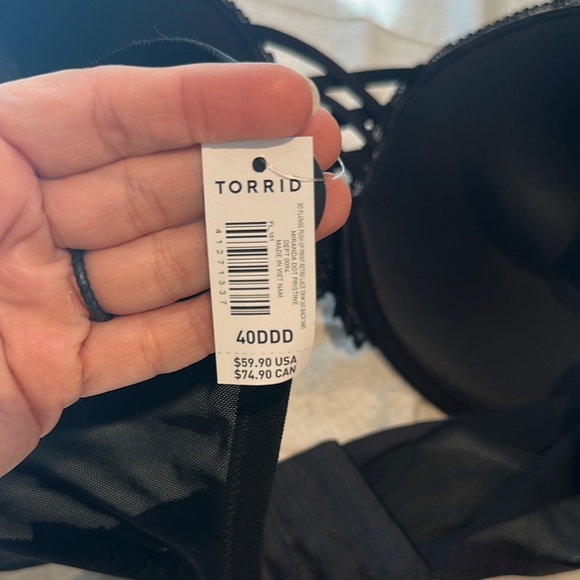 Torrid Black and White Polka Dot Lace Bra - Picture 4 of 5